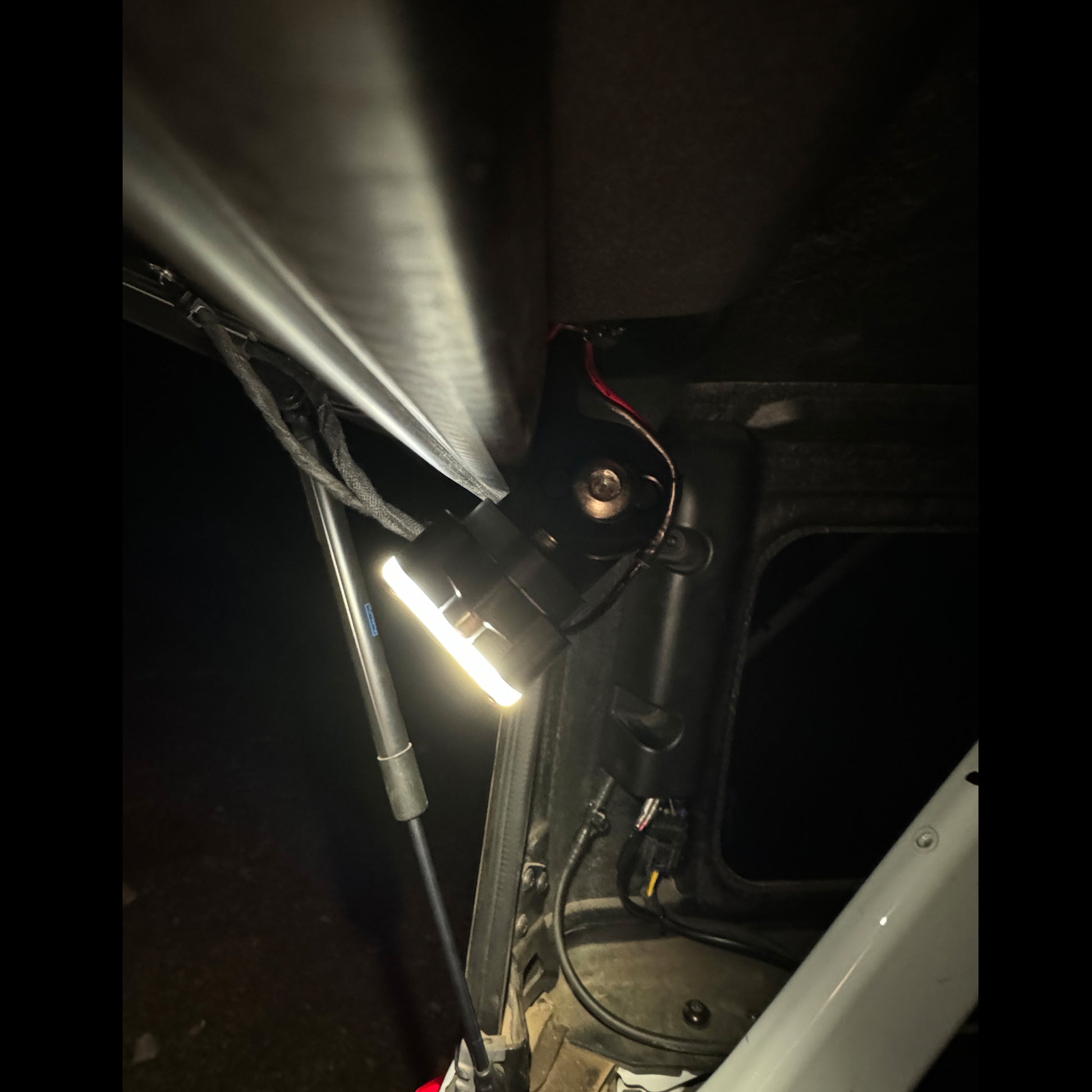 Bronco Cargo Area Kit w/Axis Mount 4