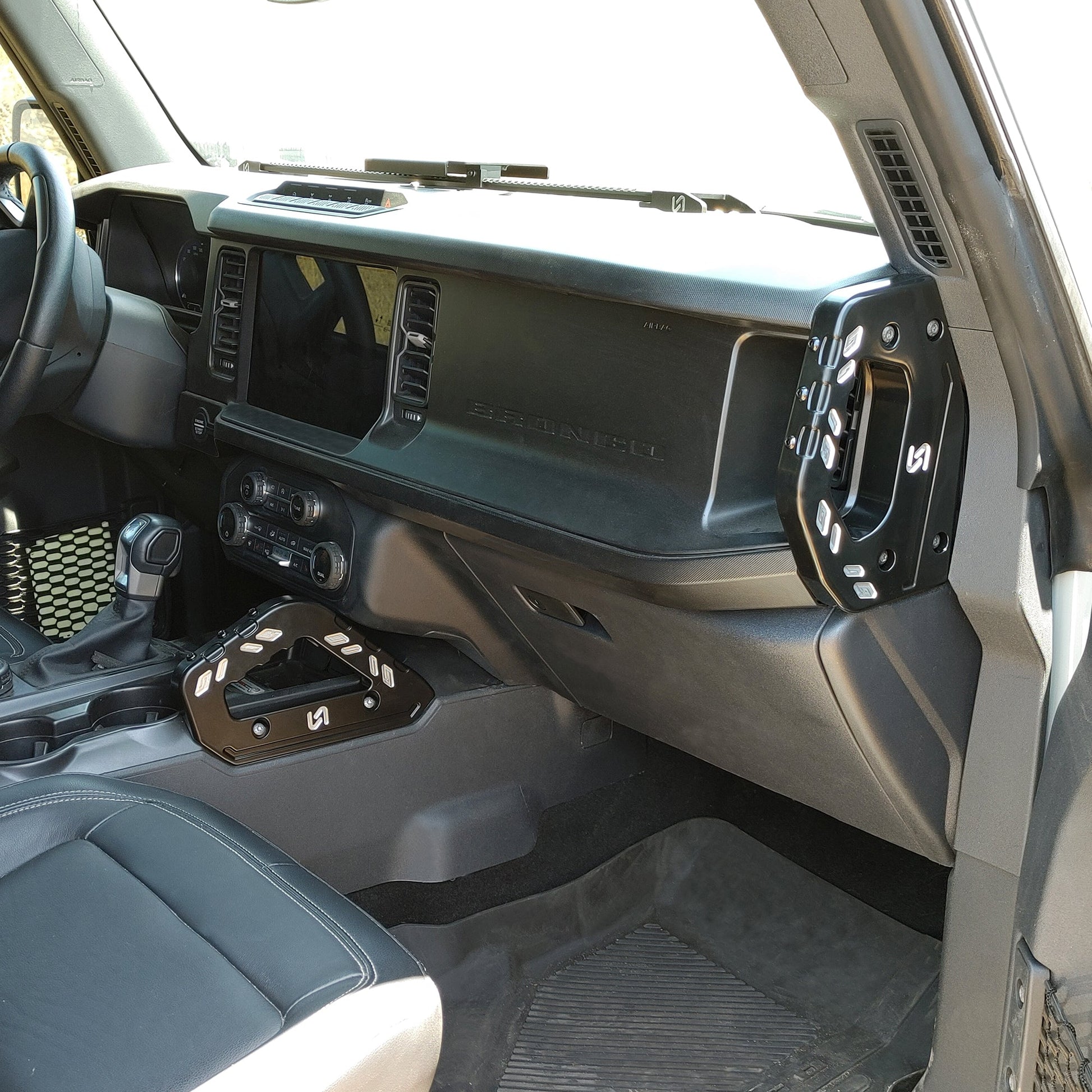 2021+ Ford Bronco Billet Middle Handle - Turn Offroad
