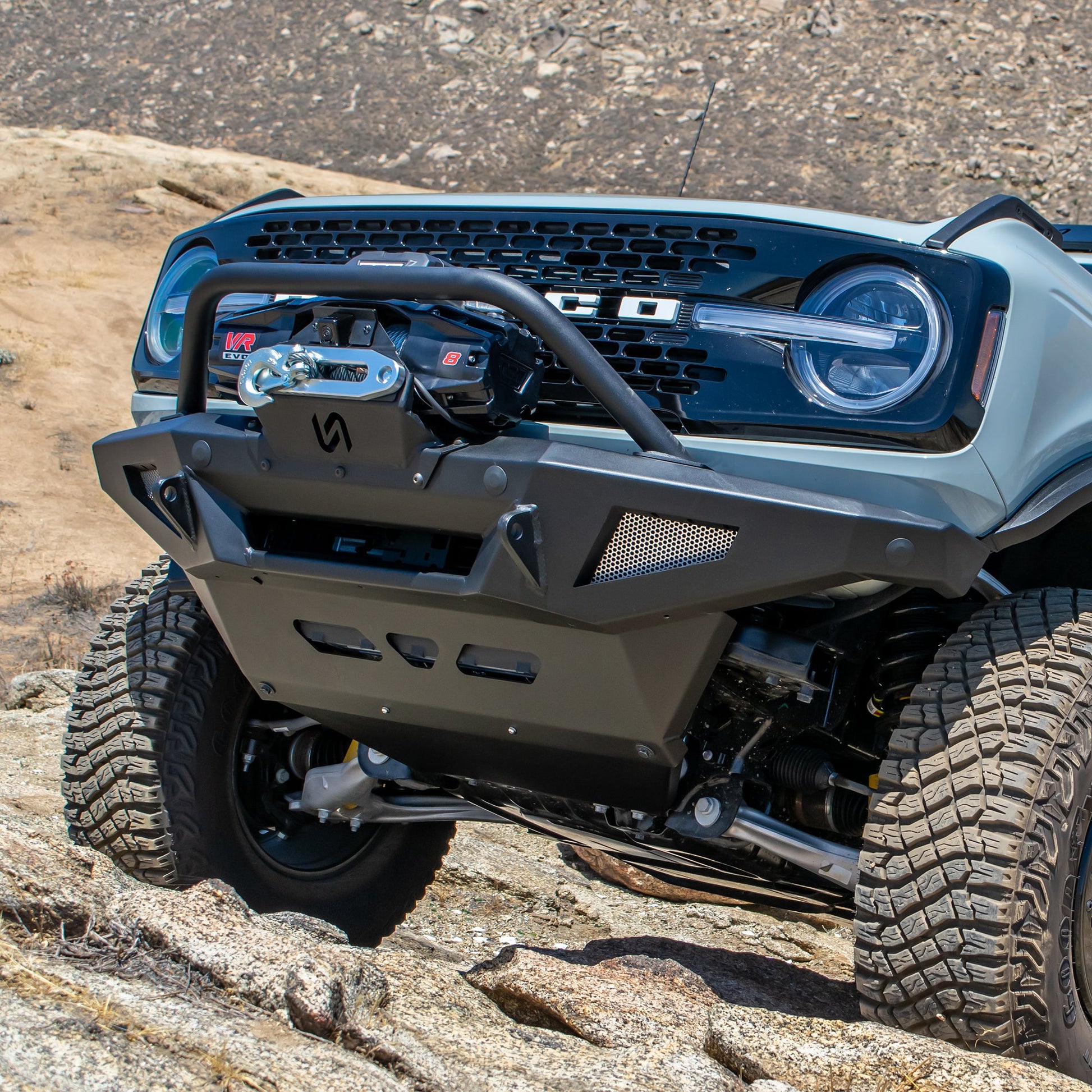 2021+ Ford Bronco Bull Bar - Turn Offroad