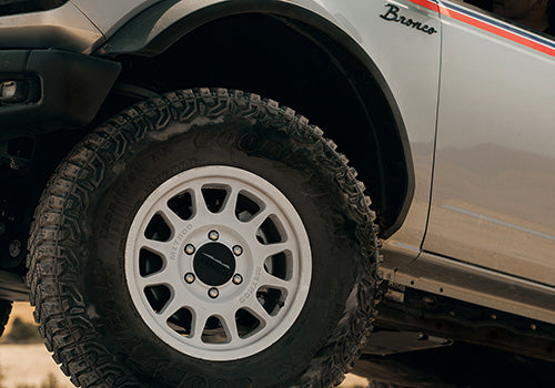 Bronco 703 Wheel Kit - Oxford White 5