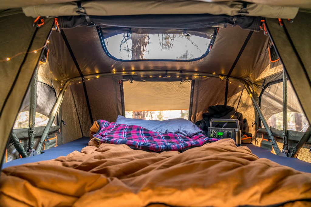 The Vagabond Rooftop Tent 25
